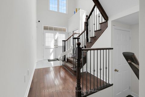 Photo 8 at 13 Herefordshire Crescent NE, Woodland Hill, Newmarket