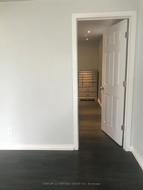 Photo 36 at 13 Herefordshire Crescent NE, Woodland Hill, Newmarket