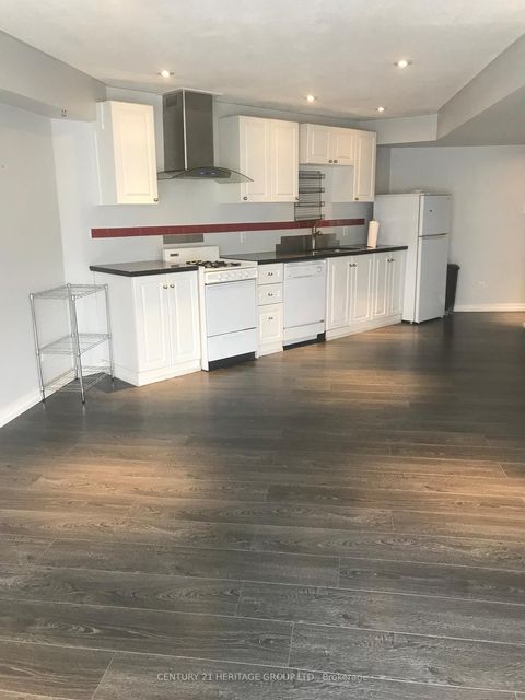 Photo 40 at 13 Herefordshire Crescent NE, Woodland Hill, Newmarket