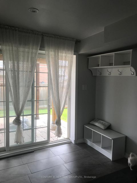 Photo 45 at 13 Herefordshire Crescent NE, Woodland Hill, Newmarket