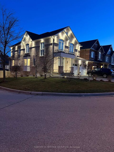 Photo 46 at 13 Herefordshire Crescent NE, Woodland Hill, Newmarket