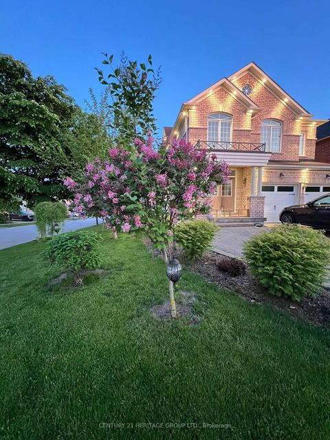 Photo 47 at 13 Herefordshire Crescent NE, Woodland Hill, Newmarket