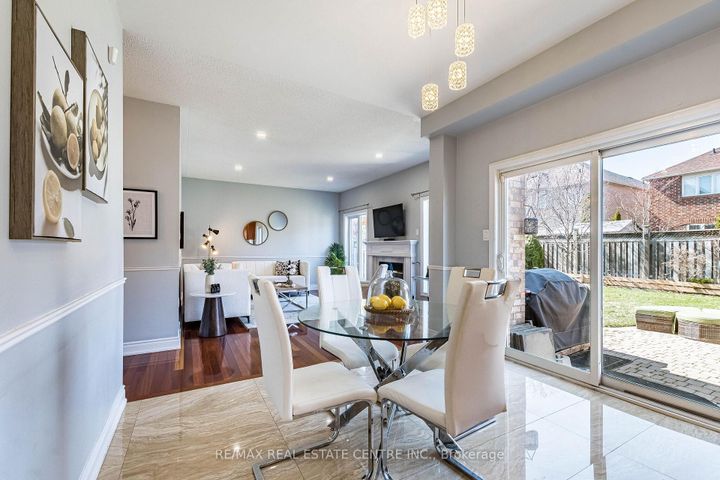 Photo 13 at 3285 Topeka Drive, Churchill Meadows, Mississauga