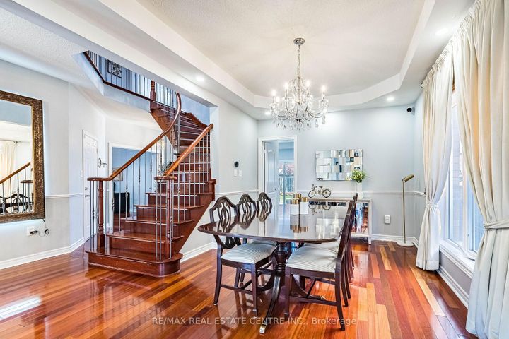 Photo 16 at 3285 Topeka Drive, Churchill Meadows, Mississauga