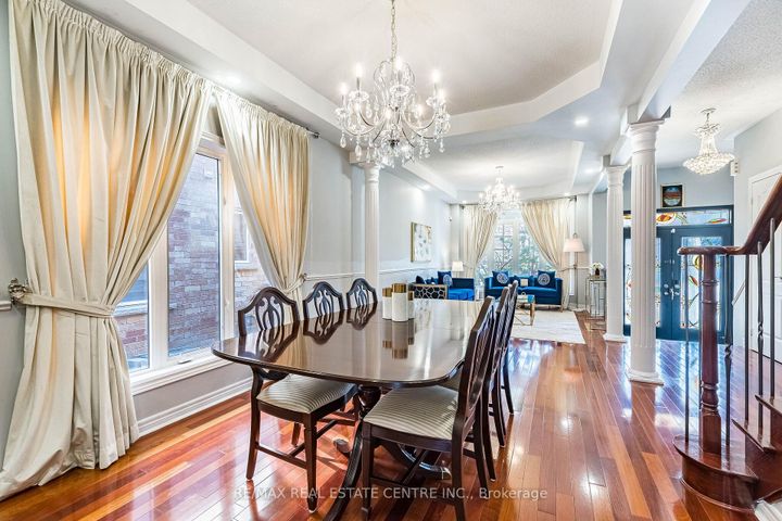 Photo 17 at 3285 Topeka Drive, Churchill Meadows, Mississauga