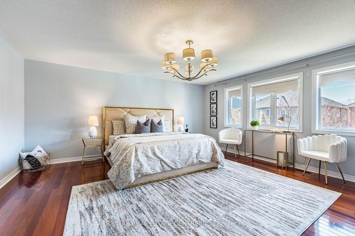 Photo 25 at 3285 Topeka Drive, Churchill Meadows, Mississauga