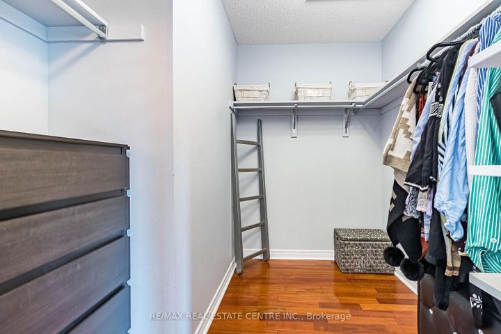 Photo 27 at 3285 Topeka Drive, Churchill Meadows, Mississauga