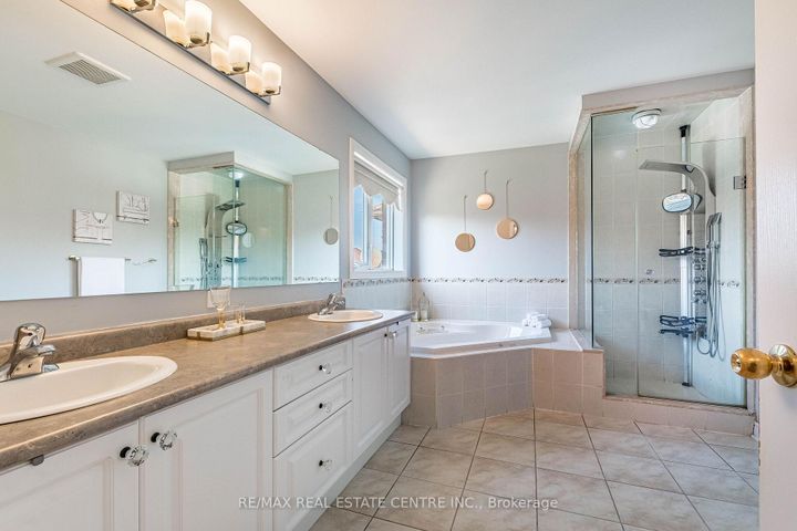 Photo 29 at 3285 Topeka Drive, Churchill Meadows, Mississauga