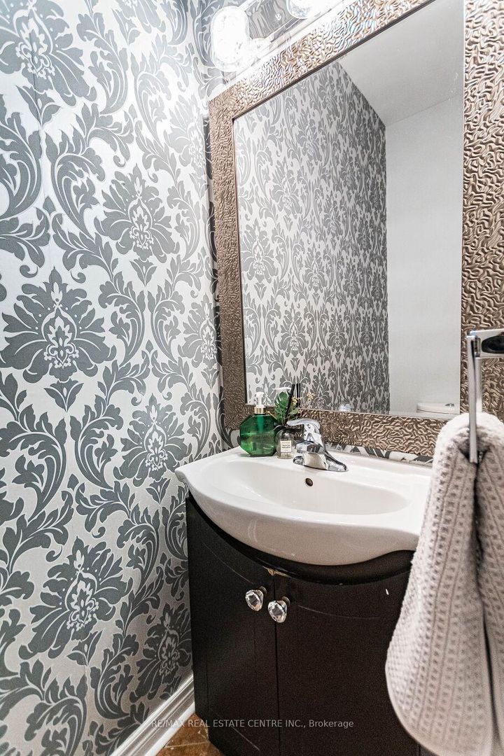 Photo 34 at 3285 Topeka Drive, Churchill Meadows, Mississauga