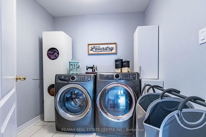 Photo 41 at 3285 Topeka Drive, Churchill Meadows, Mississauga