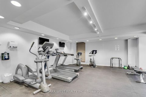 Photo 9 at 202 - 18 Stafford Street, Niagara, Toronto