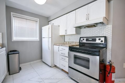 Photo 36 at 256 Dunsmore Lane, Georgian Drive, Barrie