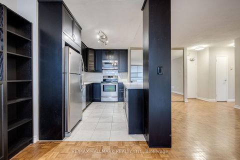 Photo 6 at 1715 - 40 Homewood Avenue, South St. James Town, Toronto