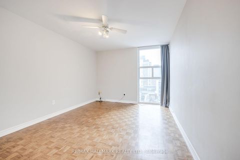 Photo 14 at 1715 - 40 Homewood Avenue, South St. James Town, Toronto