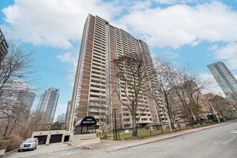 Photo 19 at 1715 - 40 Homewood Avenue, South St. James Town, Toronto