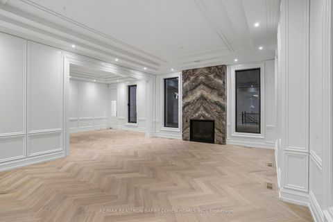 Photo 7 at 27 Penwood Crescent, Don Mills, Toronto