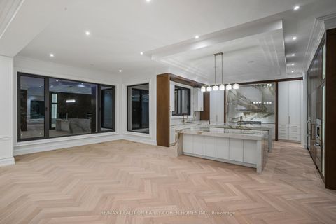 Photo 16 at 27 Penwood Crescent, Don Mills, Toronto