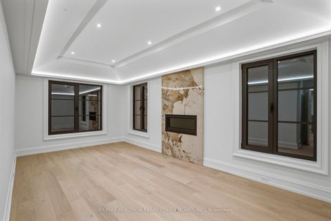 Photo 37 at 27 Penwood Crescent, Don Mills, Toronto