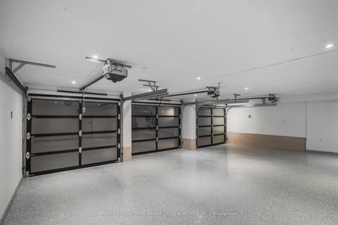 Photo 49 at 27 Penwood Crescent, Don Mills, Toronto