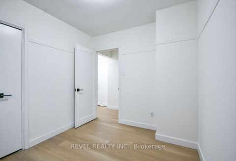 Photo 12 at 44 Parkside Drive, Queen's Park, Barrie