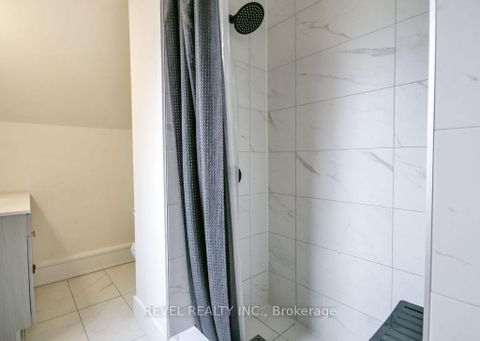Photo 30 at 44 Parkside Drive, Queen's Park, Barrie