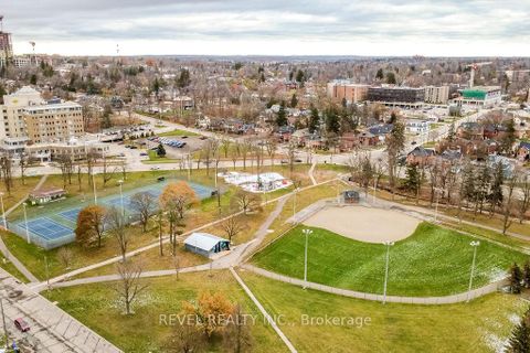 Photo 38 at 44 Parkside Drive, Queen's Park, Barrie