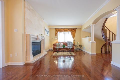 Photo 3 at 193 Maurier Boulevard, Patterson, Vaughan