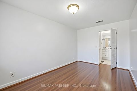 Photo 13 at 345 - 4005 Don Mills Road, Hillcrest Village, Toronto