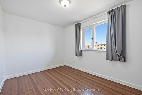 Photo 18 at 345 - 4005 Don Mills Road, Hillcrest Village, Toronto