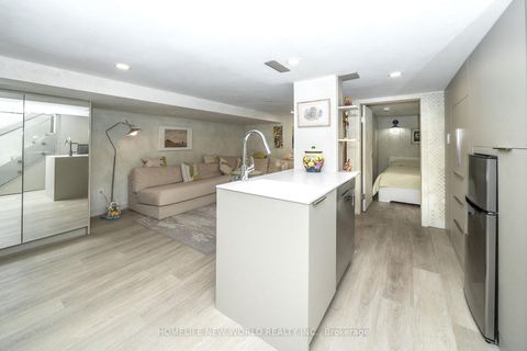 Photo 29 at 30 Carling Avenue, Junction, Toronto