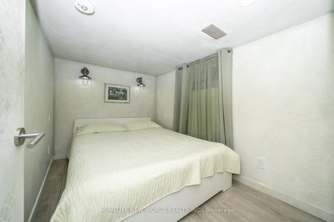 Photo 33 at 30 Carling Avenue, Junction, Toronto