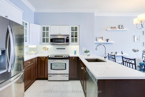 Photo 2 at Ph6 - 55 Harrison Garden Boulevard, Willowdale East, Toronto