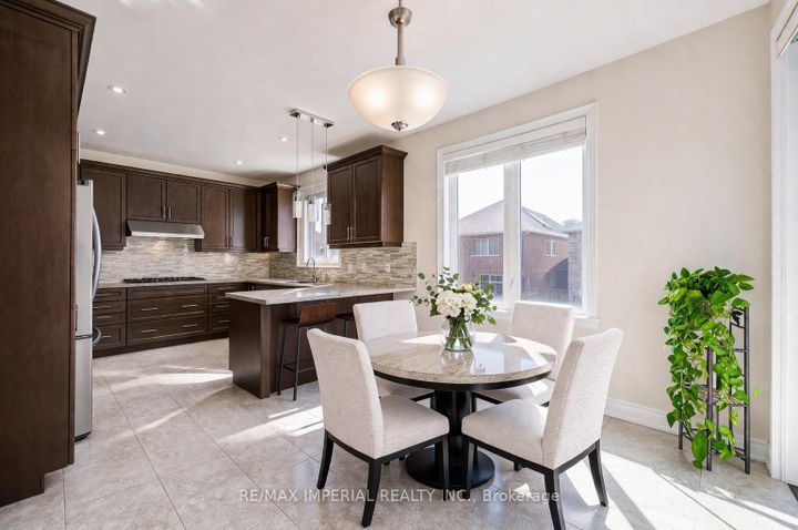 Photo 11 at 28 Mancini Crescent, Jefferson, Richmond Hill