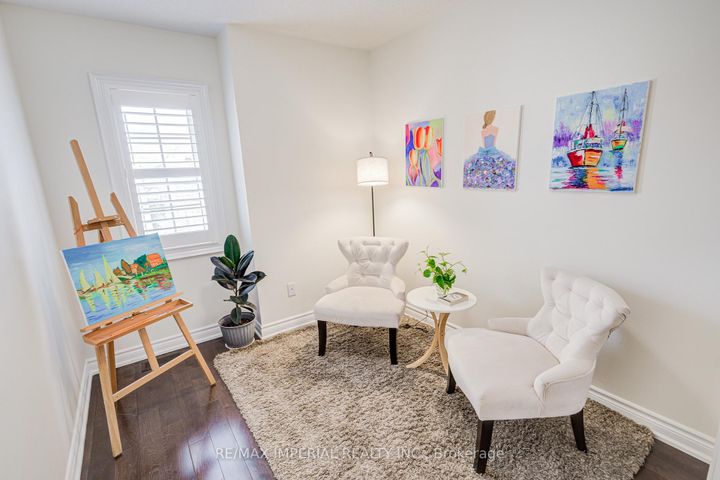 Photo 19 at 28 Mancini Crescent, Jefferson, Richmond Hill