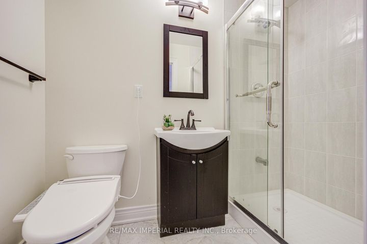 Photo 32 at 28 Mancini Crescent, Jefferson, Richmond Hill