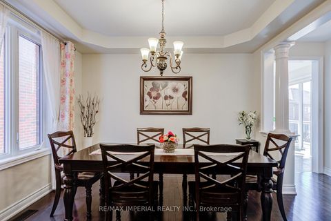 Photo 6 at 28 Mancini Crescent, Jefferson, Richmond Hill