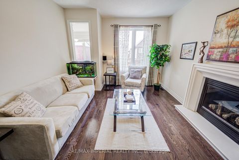 Photo 9 at 28 Mancini Crescent, Jefferson, Richmond Hill