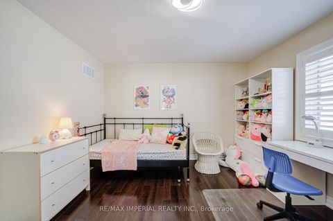 Photo 22 at 28 Mancini Crescent, Jefferson, Richmond Hill