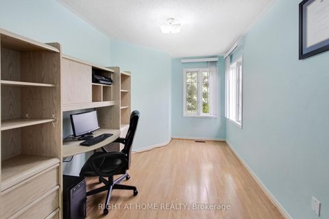 Photo 11 at 28 Foxtail Ridge, Armitage, Newmarket