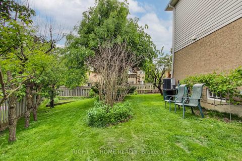 Photo 20 at 28 Foxtail Ridge, Armitage, Newmarket