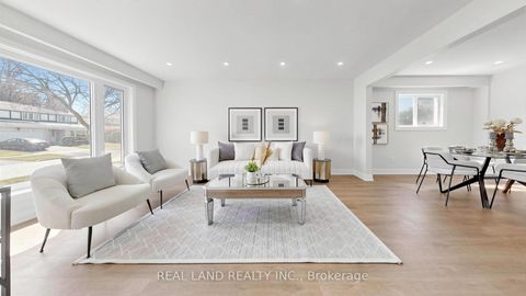 Photo 6 at 54 Marblemount Crescent, Sullivan, Toronto