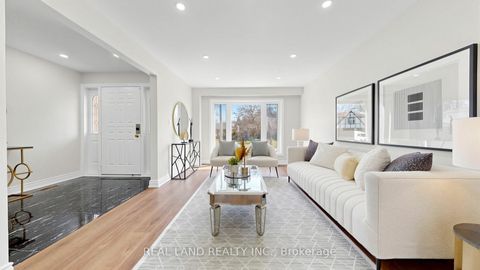 Photo 7 at 54 Marblemount Crescent, Sullivan, Toronto