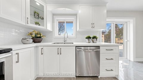 Photo 17 at 54 Marblemount Crescent, Sullivan, Toronto