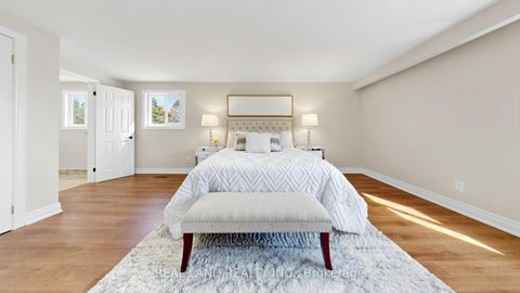 Photo 22 at 54 Marblemount Crescent, Sullivan, Toronto