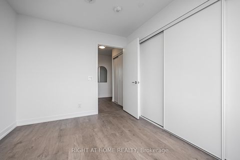 Photo 19 at 815 - 270 Dufferin Street, South Parkdale, Toronto