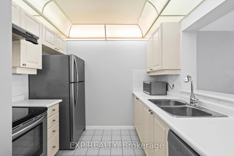 Photo 7 at 1212 - 88 Corporate Drive, Woburn, Toronto