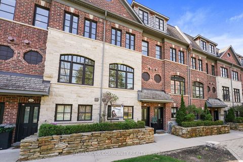 Photo 2 at 16 Agar Lane, West Woodbridge, Vaughan