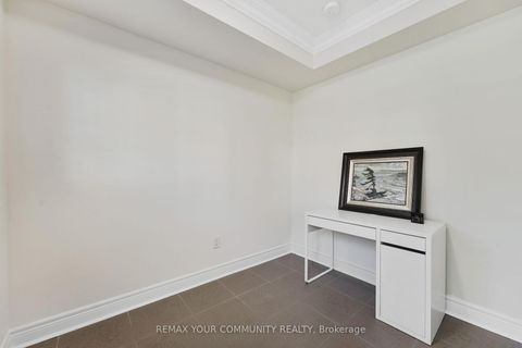 Photo 8 at 16 Agar Lane, West Woodbridge, Vaughan