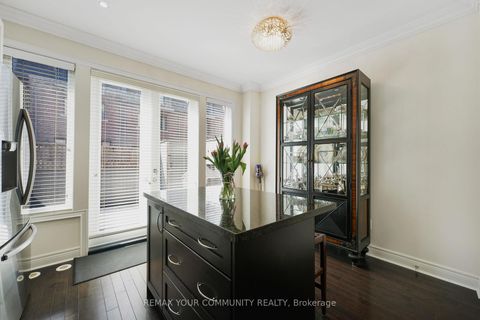 Photo 14 at 16 Agar Lane, West Woodbridge, Vaughan