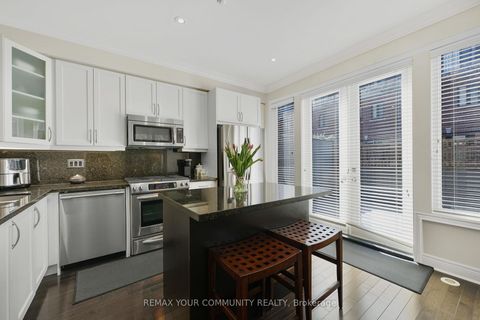 Photo 17 at 16 Agar Lane, West Woodbridge, Vaughan